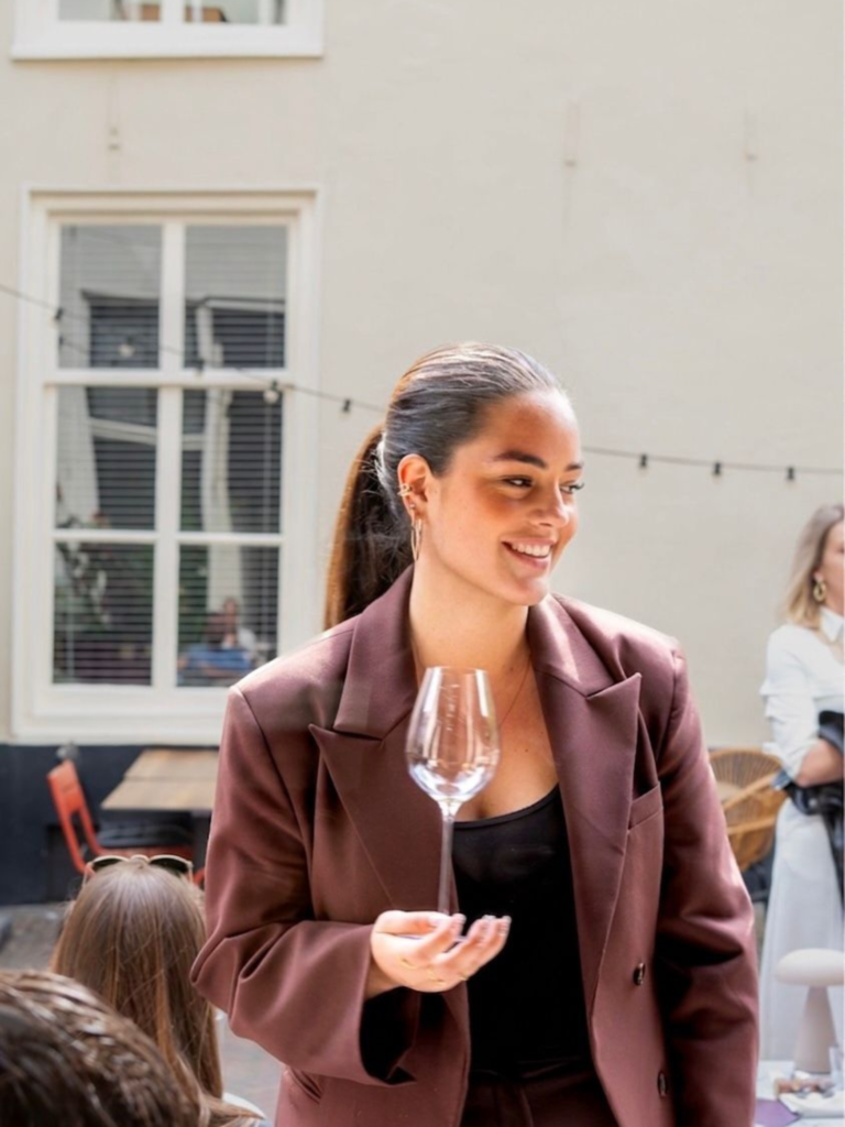 Isabelle Boer - gastvrouw Wijn Boer